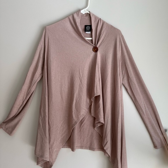 Bobeau Blush Asymmetrical Cardigan - Picture 3 of 4